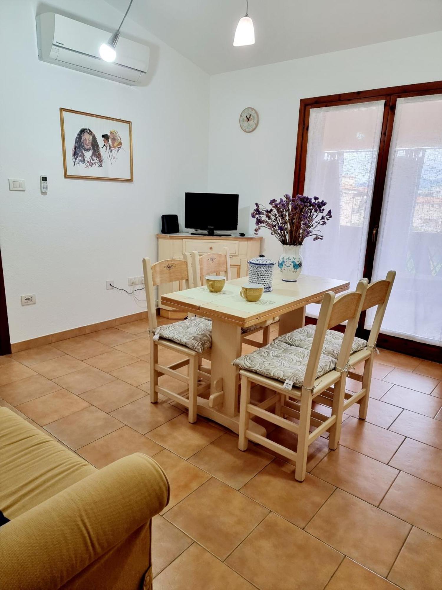 La Casa Di Arly Apartment Olbia Exterior foto